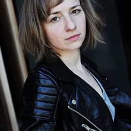 愛斯達湯柏 - Dracula演員 飾演