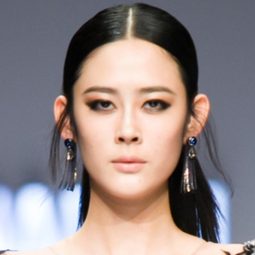 那廣子 飾演 