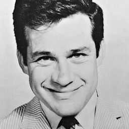 Jack Larson 飾演 Self