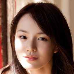 藤原令子 - 粉紅天空演員 飾演Kaoru Mayuzumi