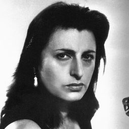 Anna Magnani 飾演 Self (archive footage)