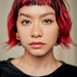 Isabelle Suwan 飾演 Isa