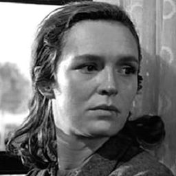 Margarita Lozano 飾演 Sergio's Mother