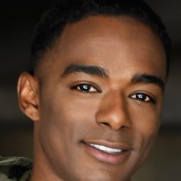 Jared Lorenzo - 血黃金演員 飾演2nd GI