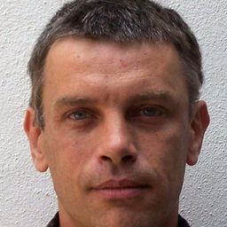 Guillaume Rannou - 二者必居其一演員 飾演Thug nightclub