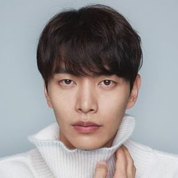 李民基 飾演 Kim Hyun-seok