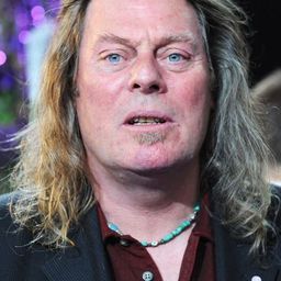 David Spinx 飾演 Micky