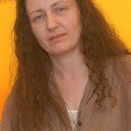 Vincenza Modica 飾演 Droghiera