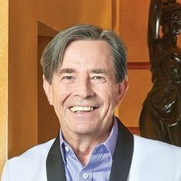 John Paul Young 飾演 Mr. Hickey