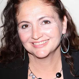 崔西·雷納 - 阿波羅13演員 飾演Mary Haise