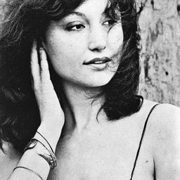 Francesca Muzio 飾演 