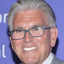 Mike Francesa 飾演 Self