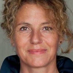 Charlotte Sieling - 竊畫行動導演