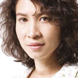 拉麗塔·龐優帕 飾演 Daeng