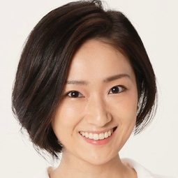 宮下 ともみ 飾演 Alien Salome "Helodia"