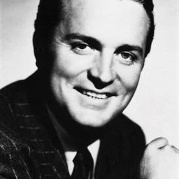 Roger Clark 飾演 Cop (uncredited)