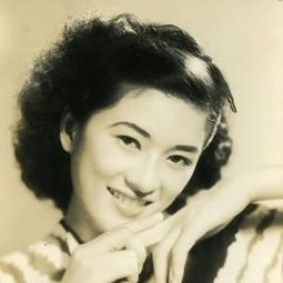 杉葉子 - 永恆的乳房演員 飾演Kinuko