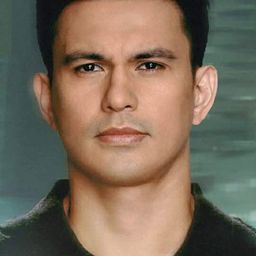 湯姆·羅德里奎斯 飾演 Stephen Alcaraz