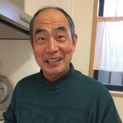 桐山 浩一 飾演 Bellboy