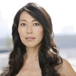 Mika Santoh - 女体銃 ガン・ウーマン GUN WOMAN演員 飾演Japanese Victim