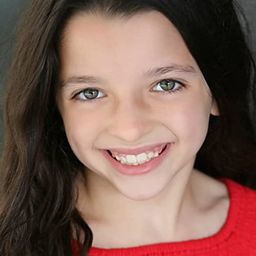 Sophie Knapp 飾演 Sophie