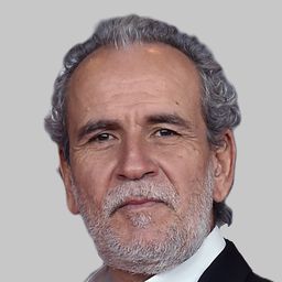 Guillermo Toledo 飾演 Rafi