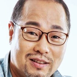 Kim Won-jung 飾演 Section Cheif Kim