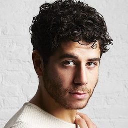 Majd Mardo - 因為友你演員 飾演Yad Mousa