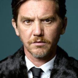 Vincenzo Crivello 飾演 Gaetano Lo Re