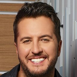 Luke Bryan 飾演 