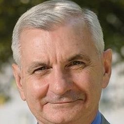 Jack Reed - 我是吉倫：驚爆美軍謀殺案演員 飾演Self