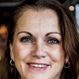 Hilde Lyrån 飾演 Hilde