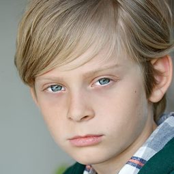 Wyatt Hodge - A Mother Betrayed演員 飾演Boy (uncredited)