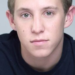 Garth Merkeley - 句句屬實演員 飾演Kevin