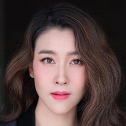 Thikumporn Rittapinun 飾演 Pompam