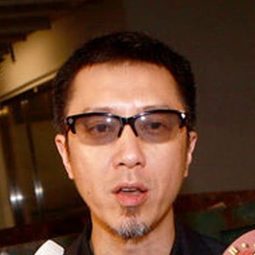 陳輝虹 - 神勇雙妹嘜演員 飾演Stage Director