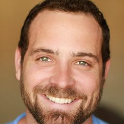 Keenan Henson - 國定殺戮日：無限狂屠演員 飾演