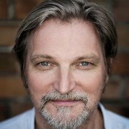 Stefan Jürgens 飾演 Donald