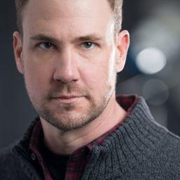 Bo Keister 飾演 Strickler