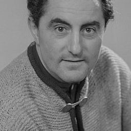 Martin Flörchinger 飾演 Herr Herrfurth