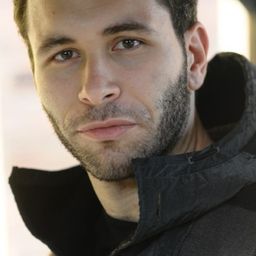 Gabriel Montesi - 意甲壞孩子演員 飾演Mauretto