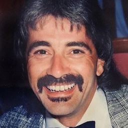 Matt Bonelli - Bee Gees: 比吉斯 / 只有今夜演唱會 One Night Only演員 飾演Self - Bass Guitar