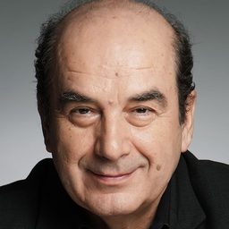 Marko Baćović 飾演 Paša