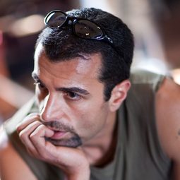 Robert Rabiah 飾演 Saeed Hashimi