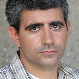 John Aboud - 荒失失企鵝編劇