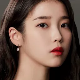 李知恩 飾演 So-young