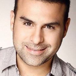 Mauricio Mejía 飾演 Pablo Escobar