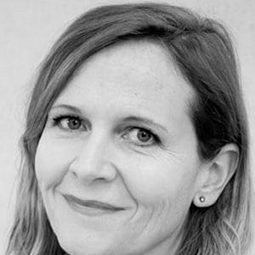 Ingrid Jørgensen Dragland - 大多數人生活在中國演員 飾演Mona (segment 