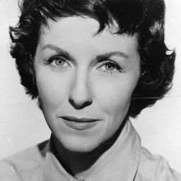 Betsy Blair 飾演 Mrs. Burns