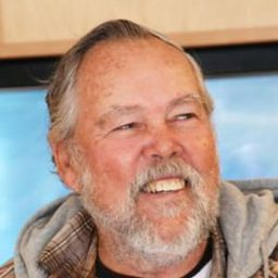 Ken Balcomb 飾演 Self